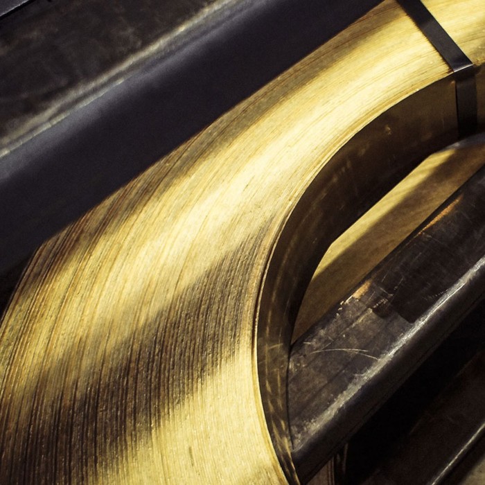 Gold coils im Lager Detailansicht